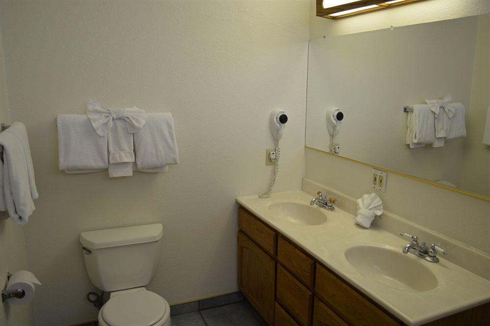 Doc'S Cottages South Lake Tahoe สเตทไลน์ ภายนอก รูปภาพ